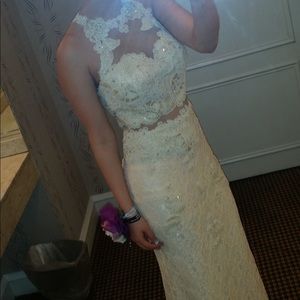 Beautiful ivory prom dress